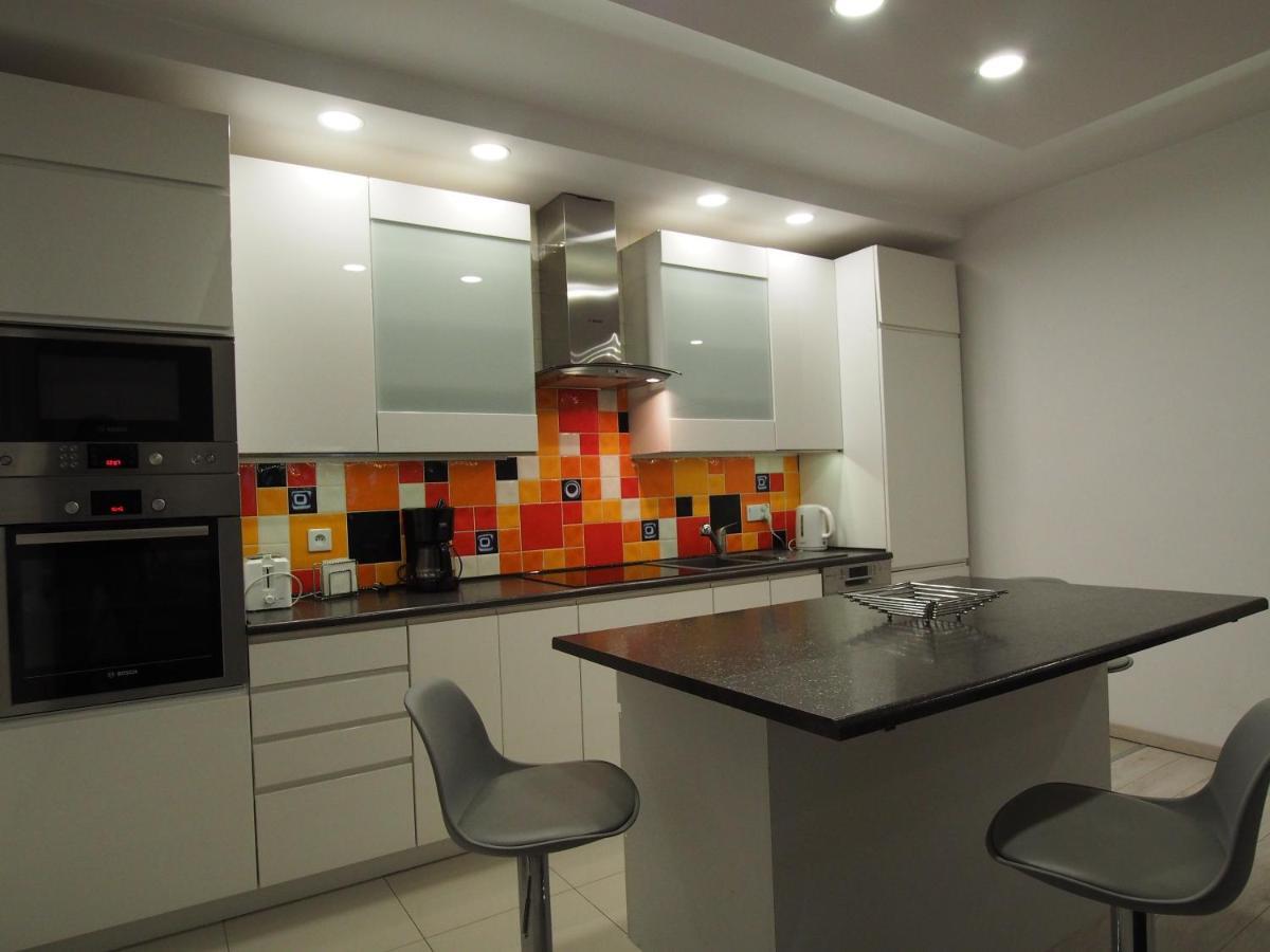 Grand-Tourist Amber Center Apartments กดัญสก์ ภายนอก รูปภาพ