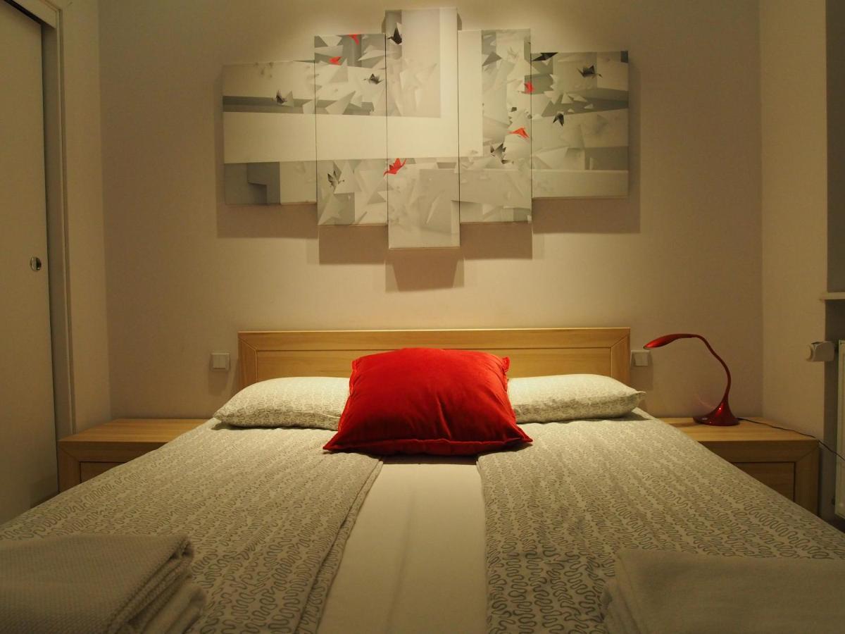 Grand-Tourist Amber Center Apartments กดัญสก์ ภายนอก รูปภาพ