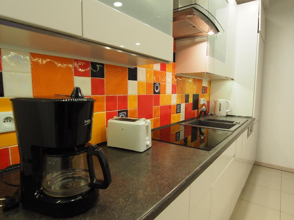 Grand-Tourist Amber Center Apartments กดัญสก์ ภายนอก รูปภาพ
